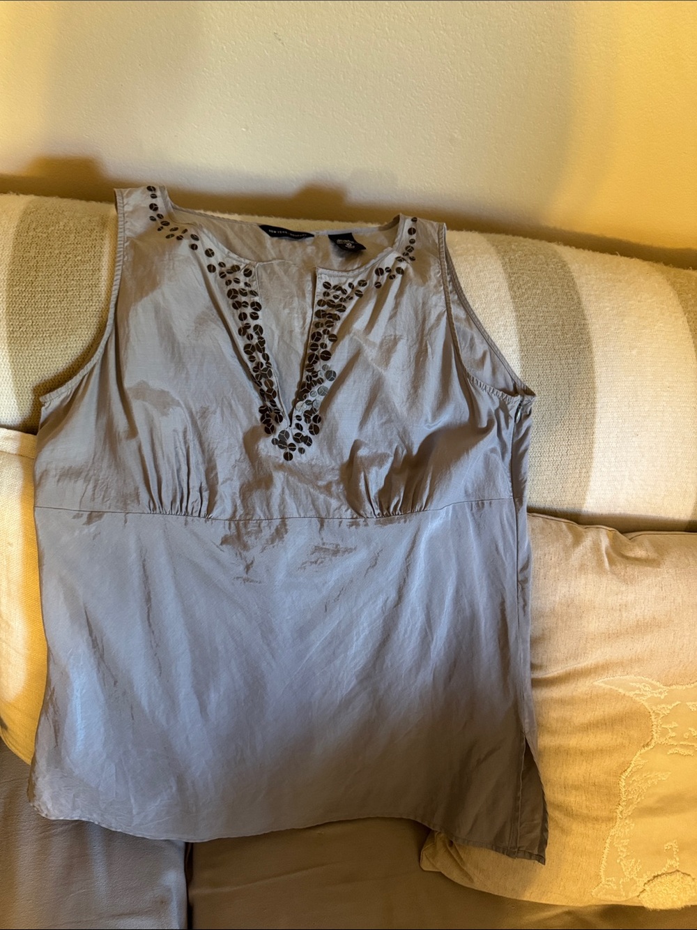 New York & Company Sleeveless Embellished Tank in Light Gray